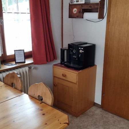 Pension Hof Zur Stilli Apartment Davos Exterior foto