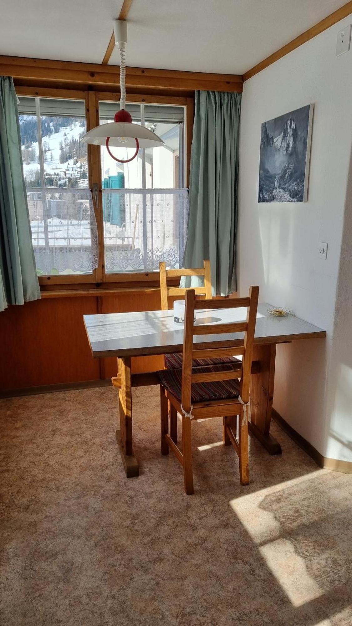 Pension Hof Zur Stilli Apartment Davos Exterior foto
